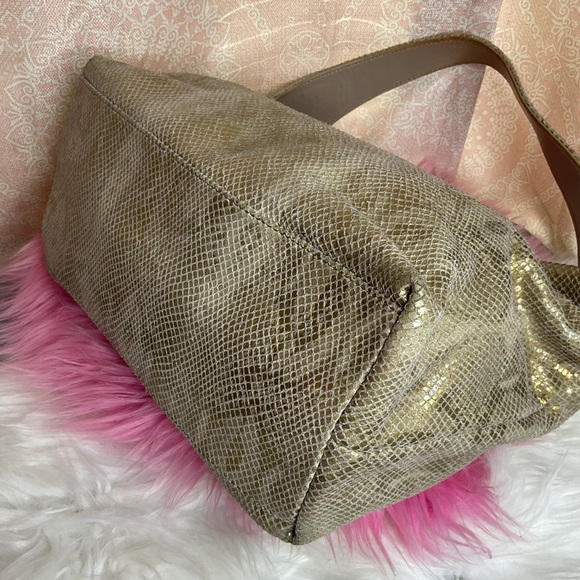 Dooney & Bourke Belvedere Gold Shoulder Bag - Picture 8 of 12